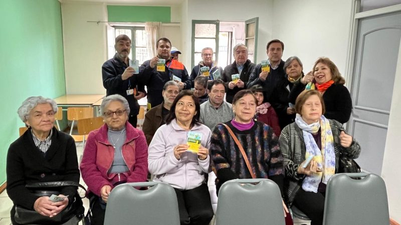 Lanzan campaña informativa para reducir microbasurales en el barrio Centenario de Los Andes