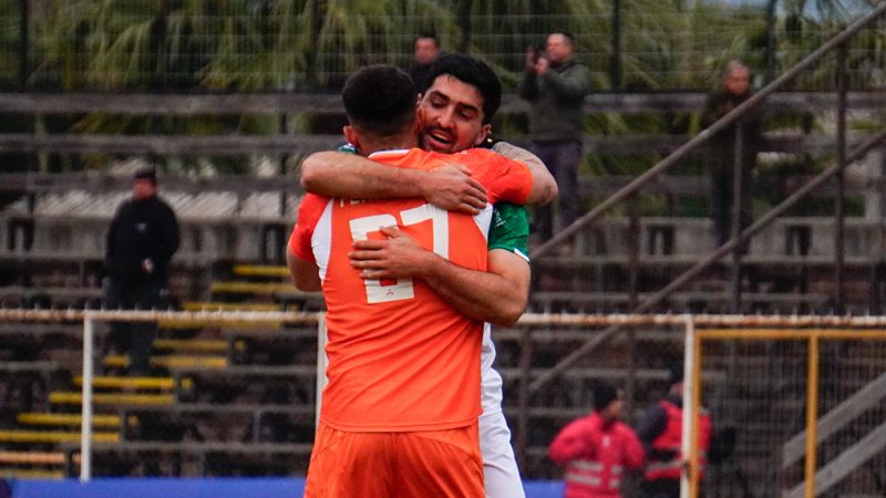 Cezar guía al tercer triunfo seguido de Trasandino y escapa del fondo