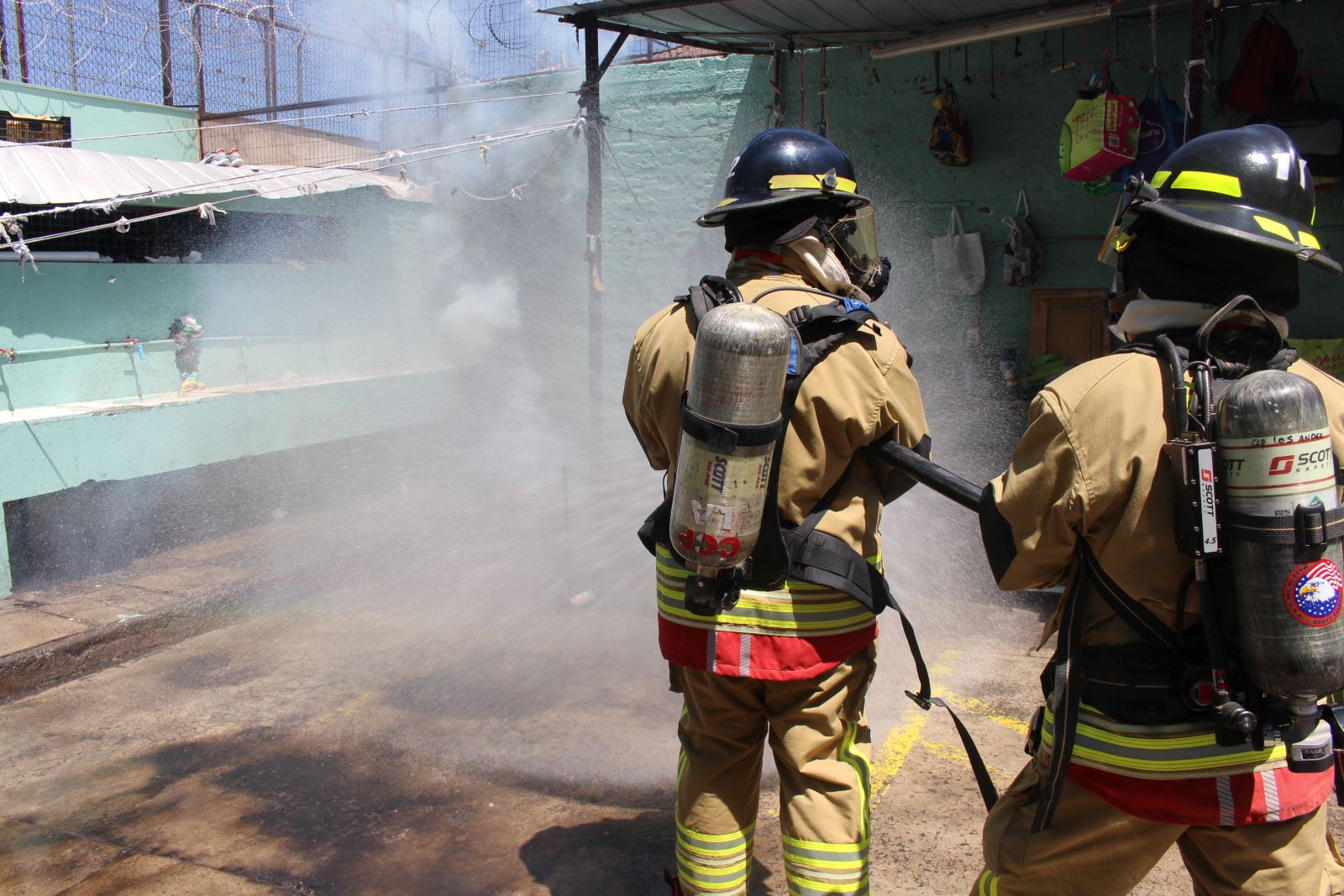 Rápida respuesta de brigadistas de Gendarmería en simulacro de incendio realizado en cárcel de Los Andes