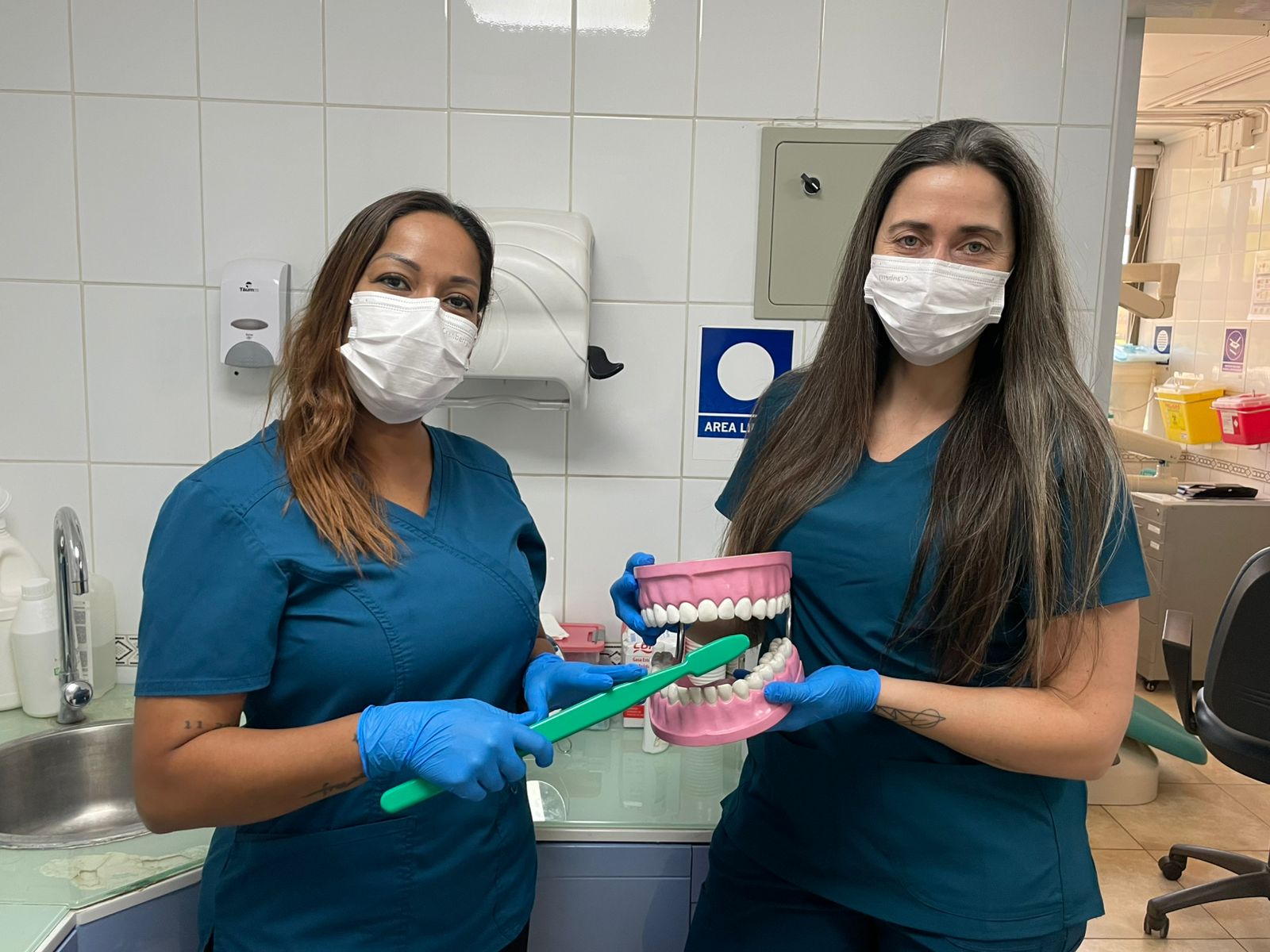 Cesfam San Esteban entrega recomendaciones para el cuidado dental infantil en período de vacaciones de verano   