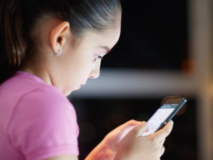 El 70% de menores de edad de la región tiene acceso a celulares con plan de datos