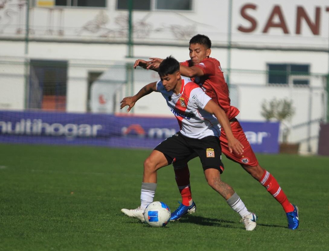 Curicó Unido goleó a Unión San Felipe y profundiza su crisis en la Liga de Ascenso 2025