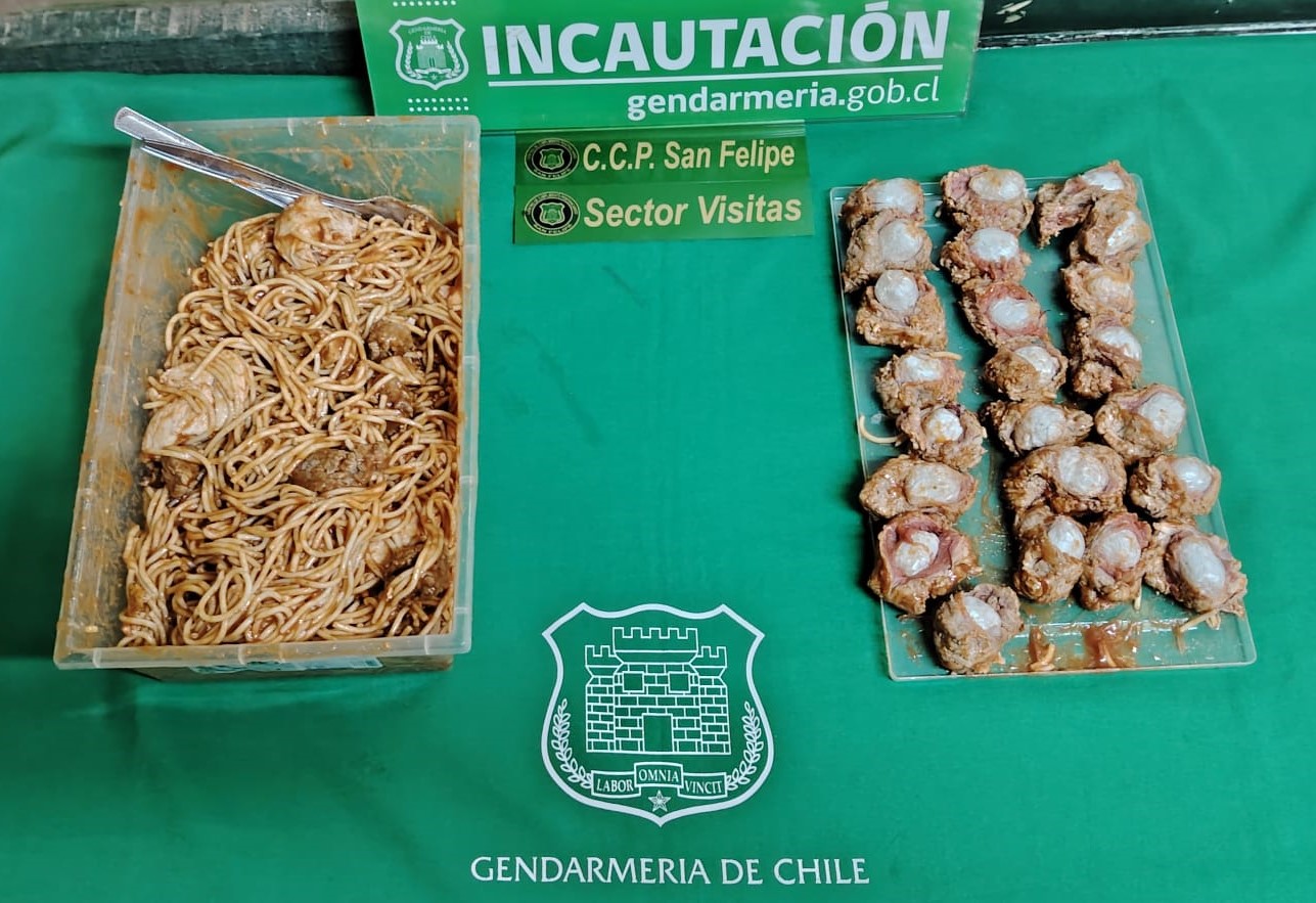 Gendarmes incautan 345 dosis de marihuana escondidas en trozos de carne
