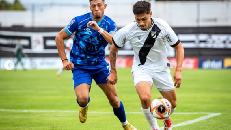 Unión San Felipe refuerza su defensa con la incorporación del uruguayo Mauro Alfonso