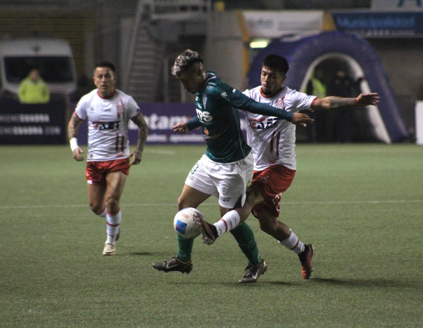 Unión San Felipe remonta con fuerza y derrota 3-1 a Santiago Wanderers como visitante