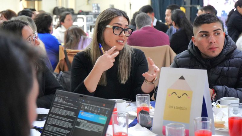 “Lápiz y papel”: SLEP del Aconcagua activa mesas interinstitucionales para abordar desafíos clave del traspaso educativo