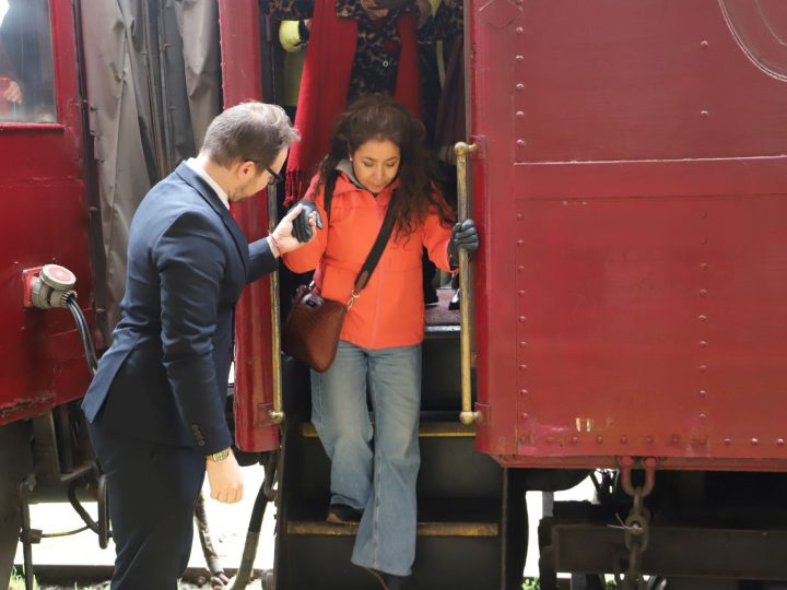 Histórico regreso del Tren del Recuerdo marca nueva etapa turística en el Valle de Aconcagua