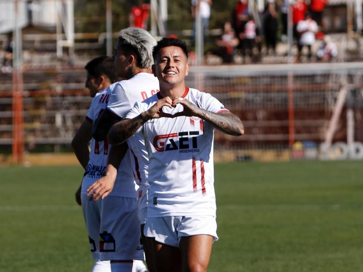 Unión San Felipe se impone por 4-2 a Curicó Unido y respira en la tabla de la Liga de Ascenso