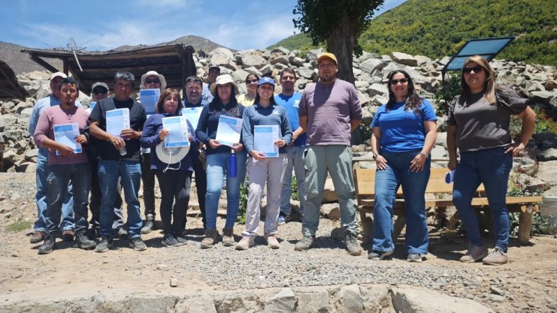 Agricultores de Aconcagua fortalecen su capacidad técnica en operación y mantención de sistemas de riego para mejorar la eficiencia hídrica