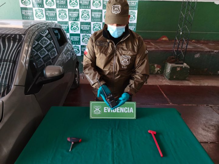 Carabineros de Los Andes incauta elementos para delitos y recupera especies robadas durante fiscalización