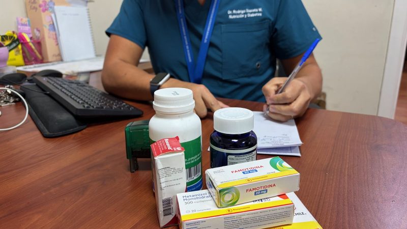 Entregan recomendaciones ante el uso responsable de medicamentos y riesgos en redes sociales