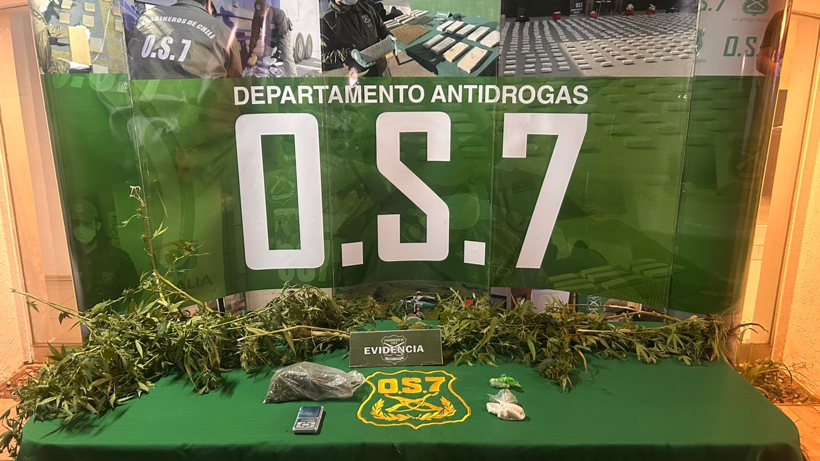 Un detenido por homicidio y drogas, y otro por desacato tras operativo policial en San Felipe