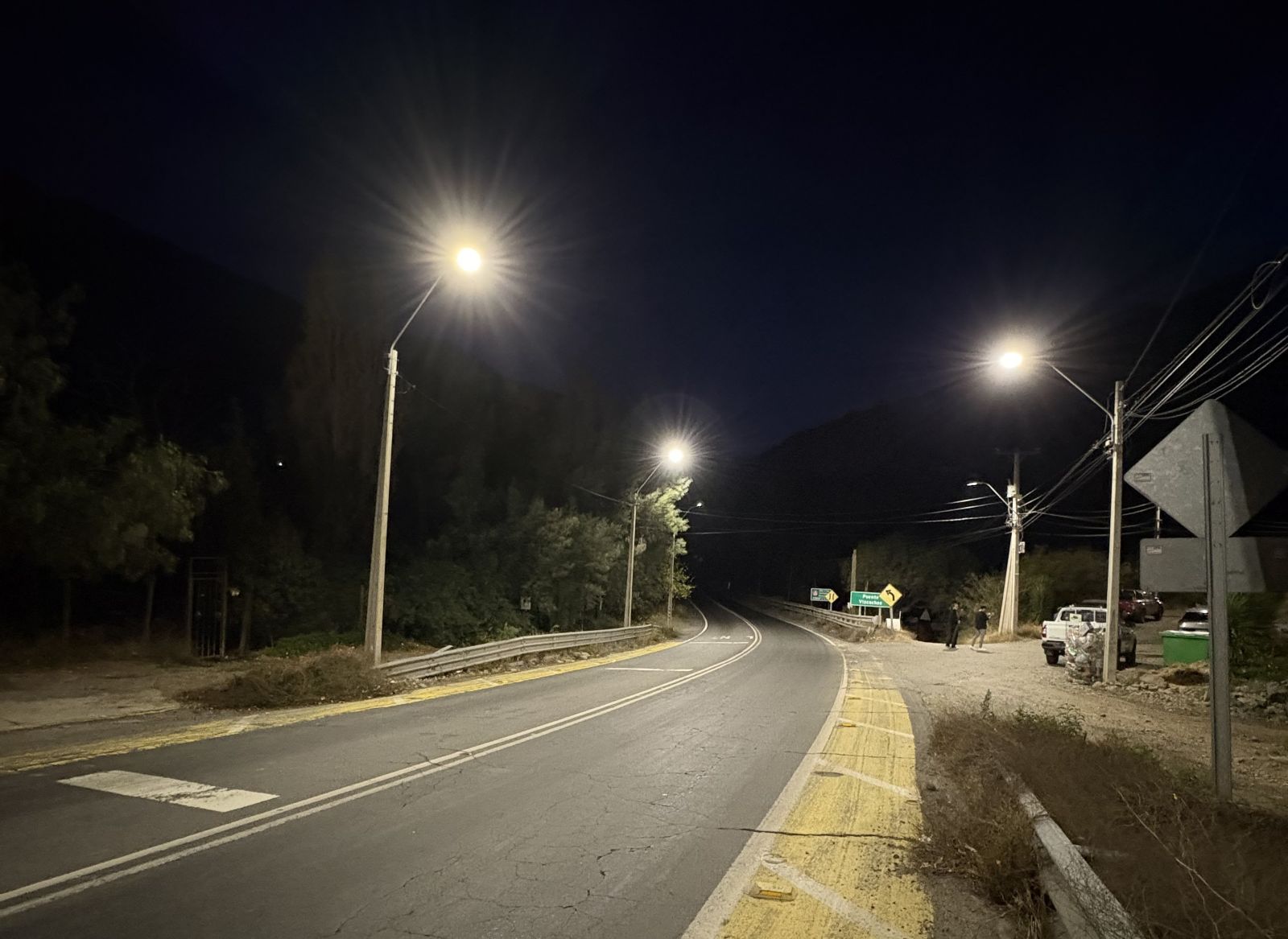 Municipalidad de Los Andes y Colbún culminan proyecto de luminarias LED en Camino Internacional