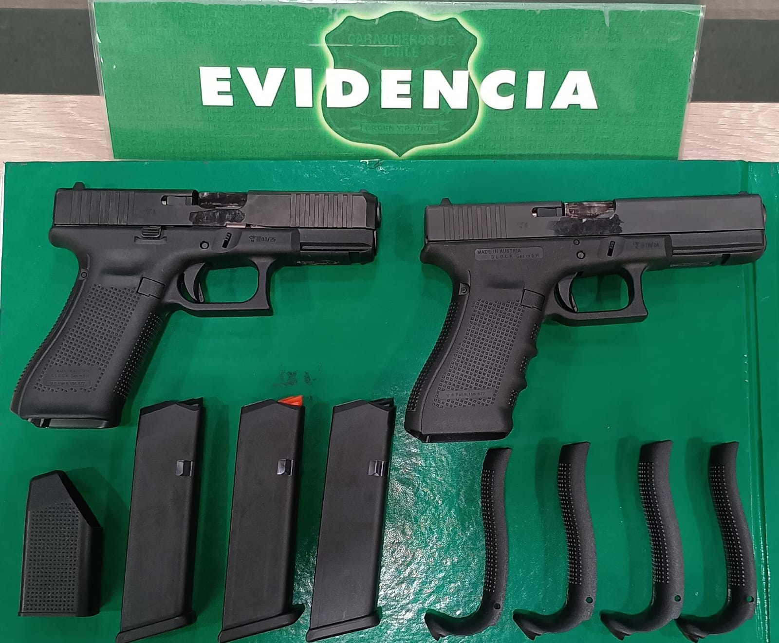 Dos detenidos por intentar ingresar armas y municiones de forma ilegal al país en el Complejo Fronterizo Los Libertadores