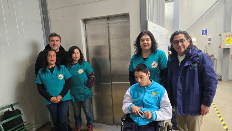 Municipio de San Esteban pone en marcha ascensores en el Liceo gracias al Royalty Minero