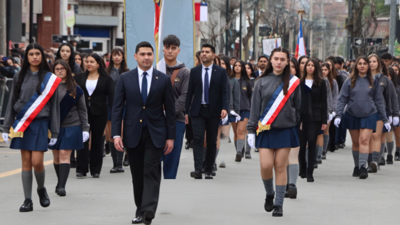 Multitudinario desfile marcó la celebración del aniversario 286 de San Felipe