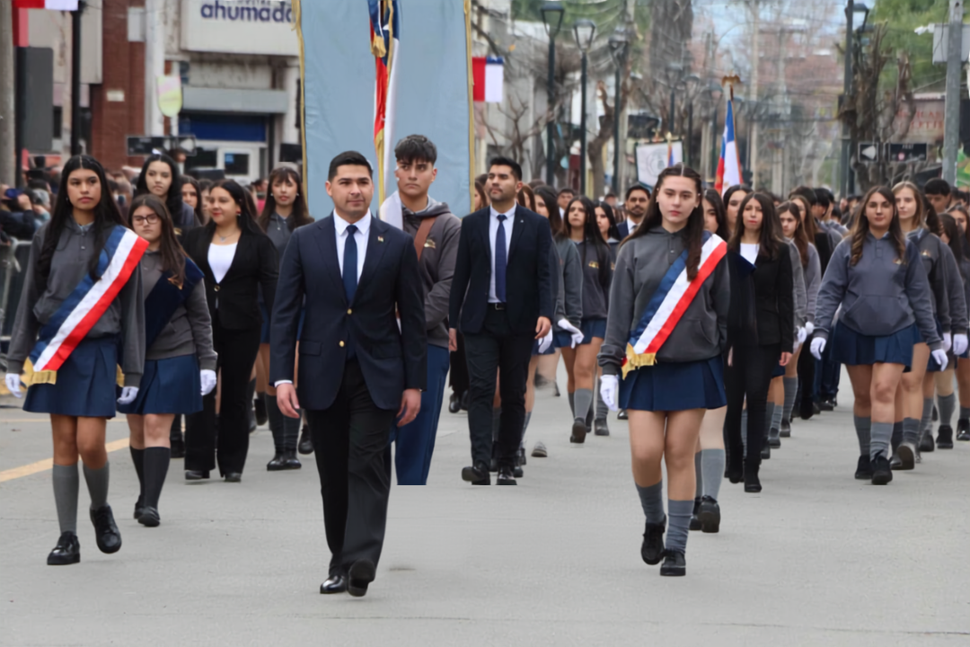 Multitudinario desfile marcó la celebración del aniversario 286 de San Felipe