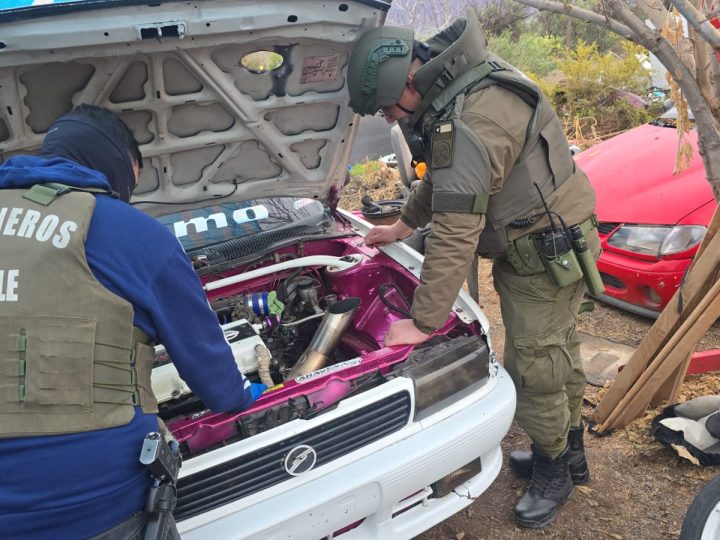 Dos detenidos y dos vehículos incautados deja investigación por carreras clandestinas en Los Andes